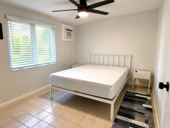 Property Photo: 1716 NE 17th Way FL 33305