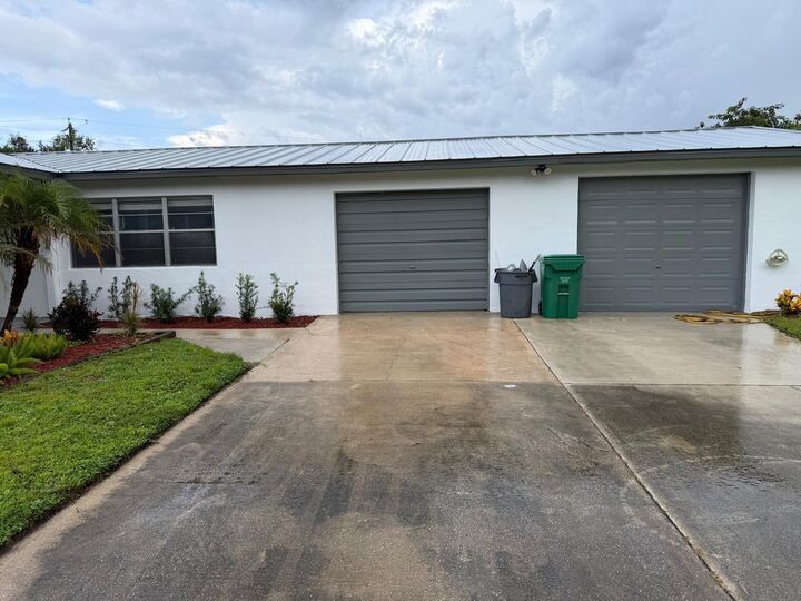 Property Photo:  1315 Parkland Boulevard  FL 34982 