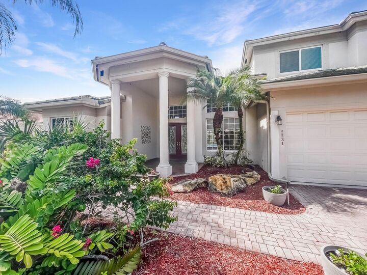 Property Photo:  2231 SW Manele Place SW  FL 34990 