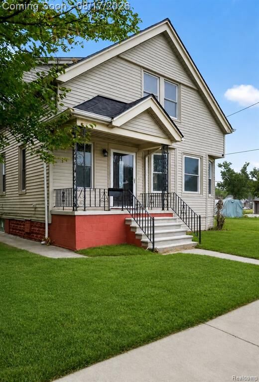 Property Photo: 5012 Fischer Street MI 48213