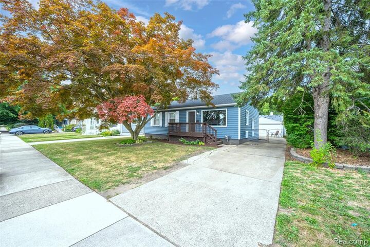 Property Photo: 1017 Amelia Avenue MI 48073