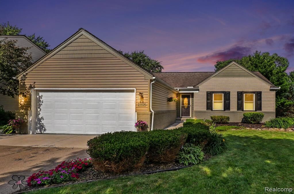 Property Photo: 24404 Jamestowne Road MI 48375