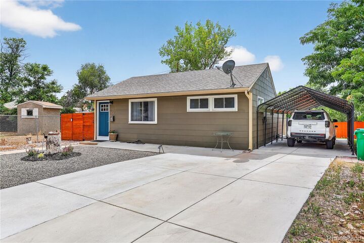 Property Photo: 937 Kramer Court CO 80010