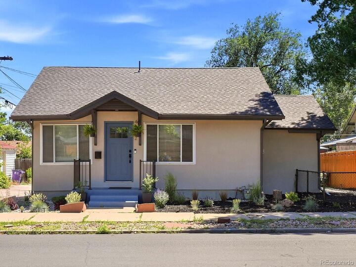 Property Photo:  4122 W 49th Avenue  CO 80212 