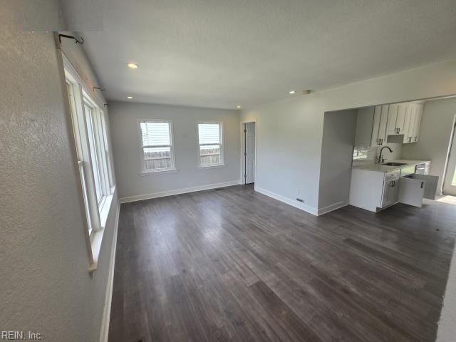 Property Photo:  222 South Ave  VA 23601 