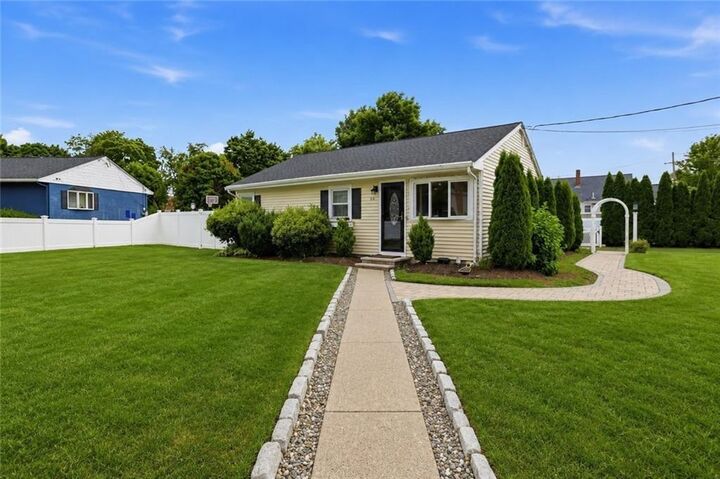 Property Photo:  15 Riverside Court  MA 02062 