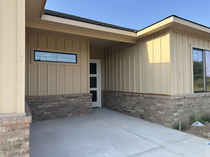 Property Photo:  4430 N Sunny Ct  KS 67205 