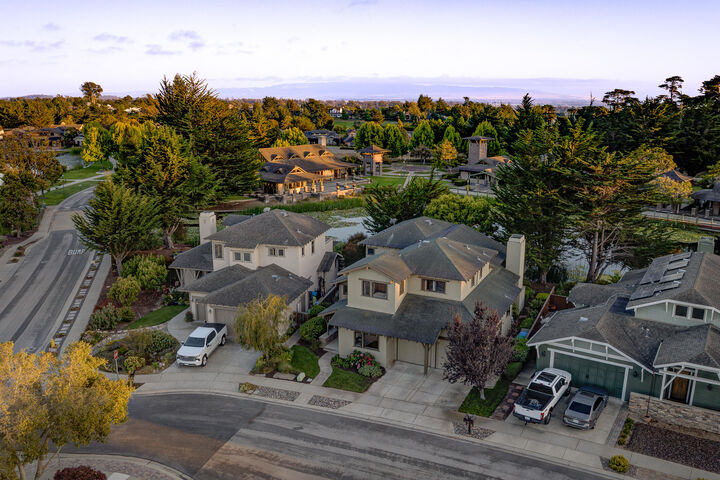 Property Photo:  2303 Sanderling Court  CA 93420 