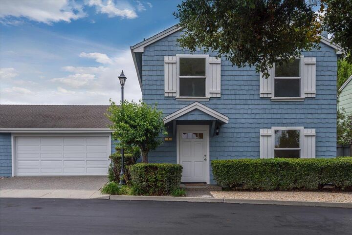 Property Photo:  3 Bay Landing  CA 94401 