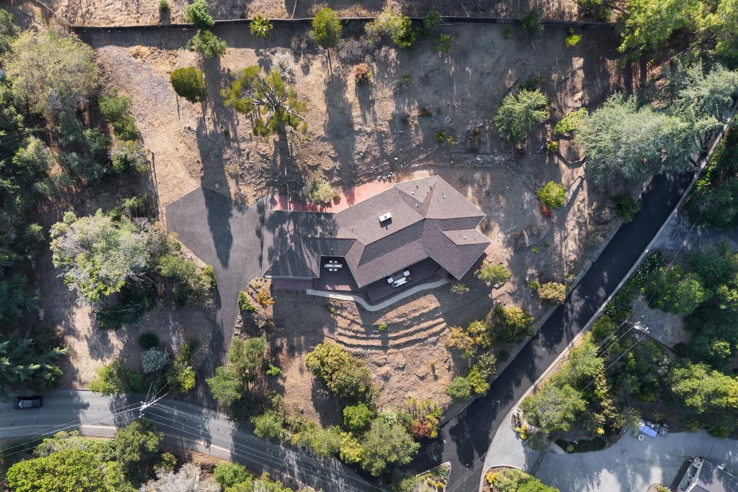 Property Photo: 510 Woodside Drive CA 94062