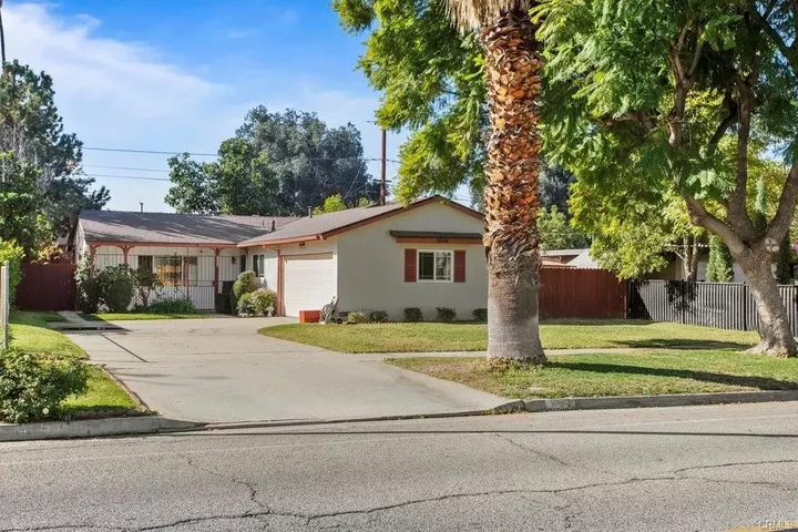 Property Photo:  3046 Maude  CA 92506 