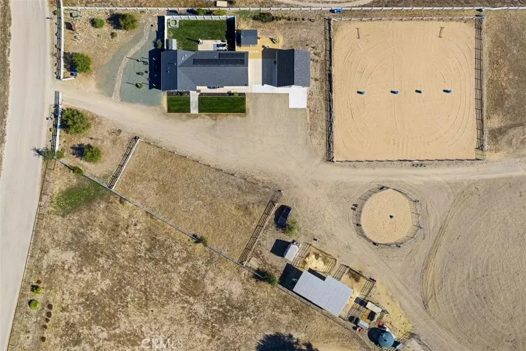 Property Photo:  169 Cimarron  CA 93420 