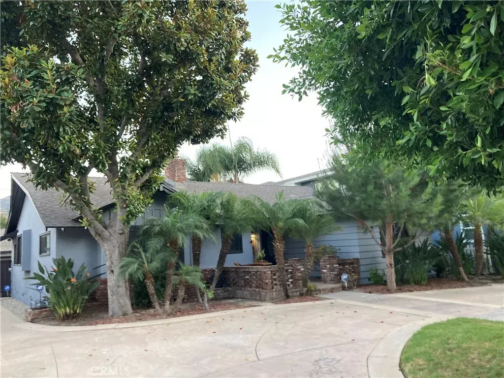 Property Photo:  1812 W Riverside  CA 91506 