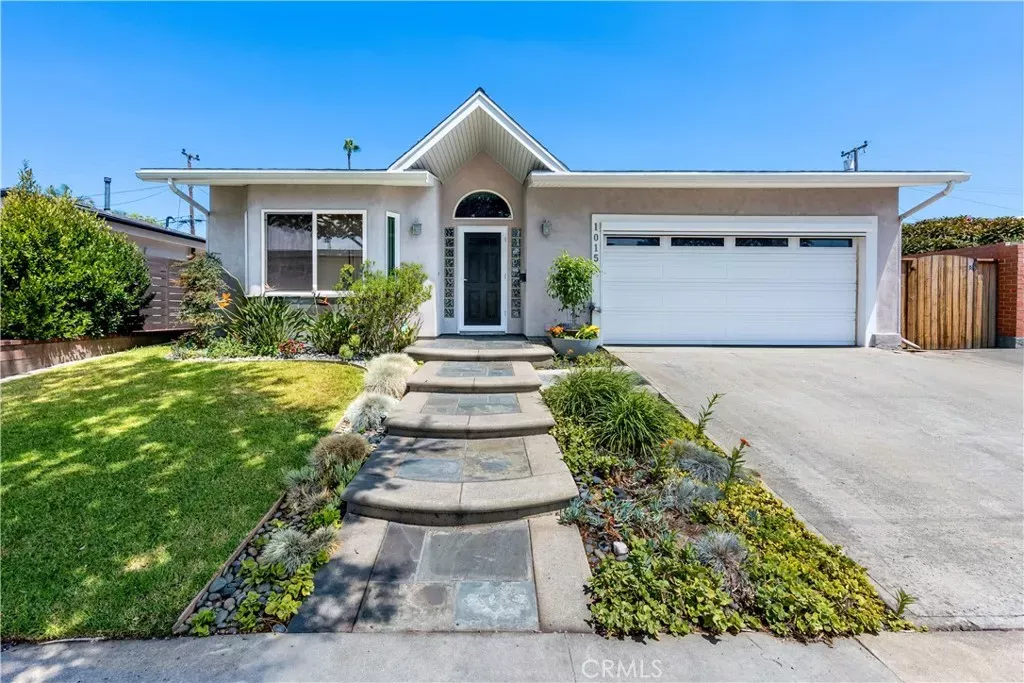Property Photo: 1015 Fathom CA 90740