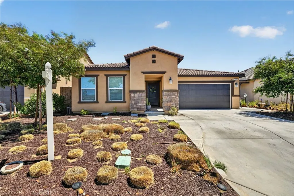 Property Photo: 2417 Tulip Drive CA 92570
