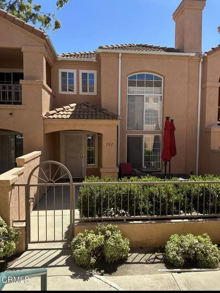 Property Photo:  727 Kingfisher Way  CA 93030 