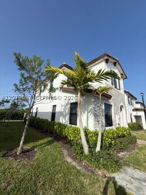 Property Photo: 10025 SW 228th Ter 10025 FL 33190