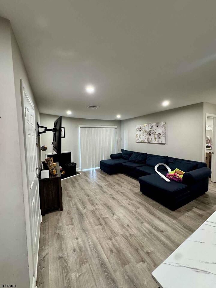 Property Photo: 1007 Skyline Condos 1007 NJ 08232