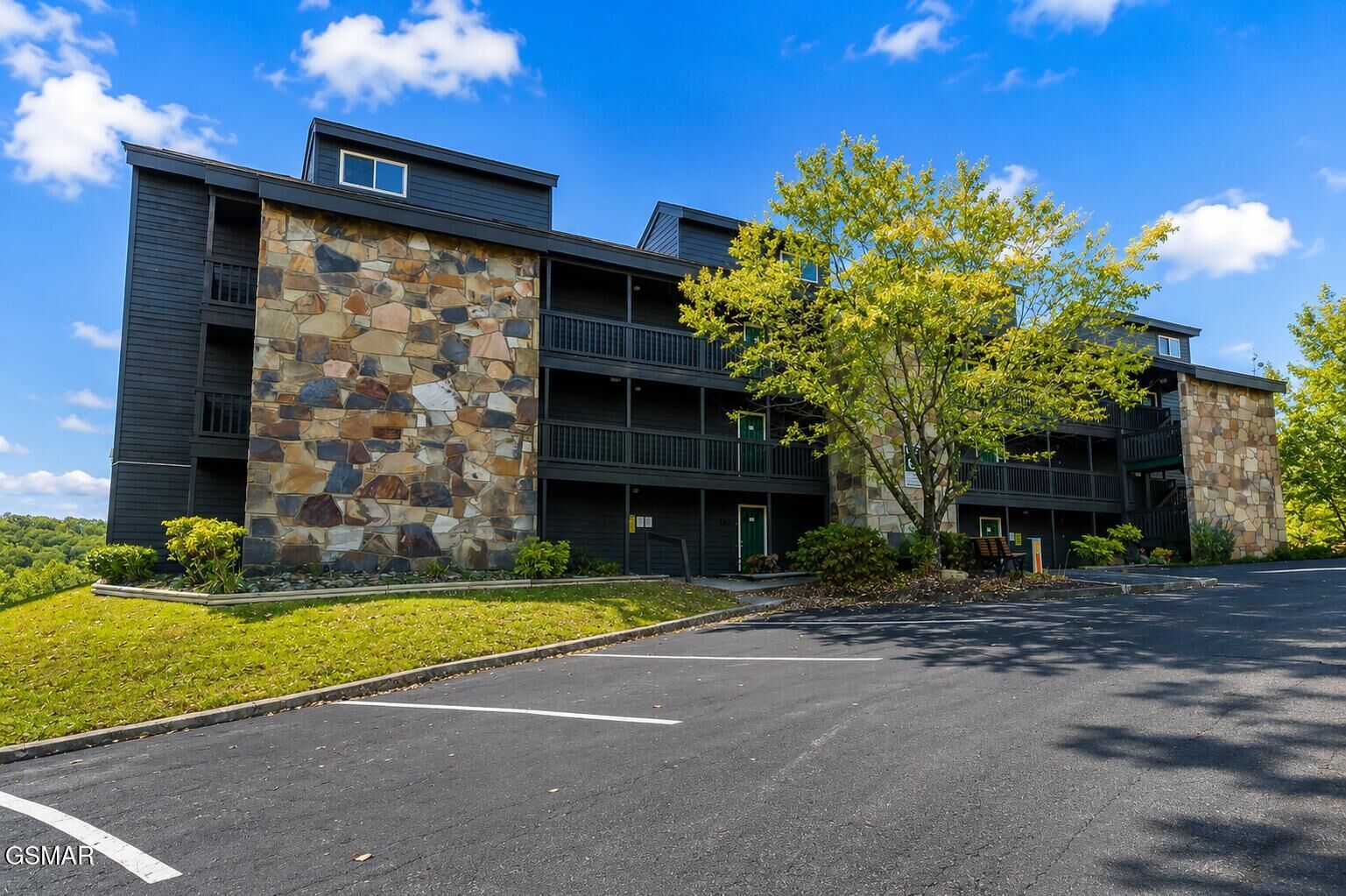 Property Photo: 1380 Ski View Drive TN 37738