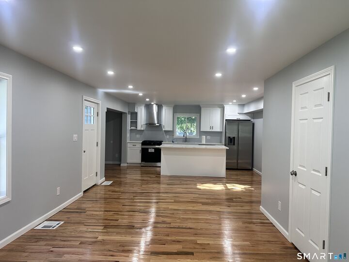 Property Photo: 215 Maple Street CT 06512