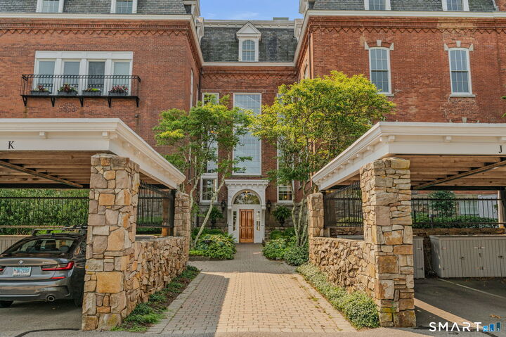 Property Photo:  25 Orchard Street 7  CT 06378 