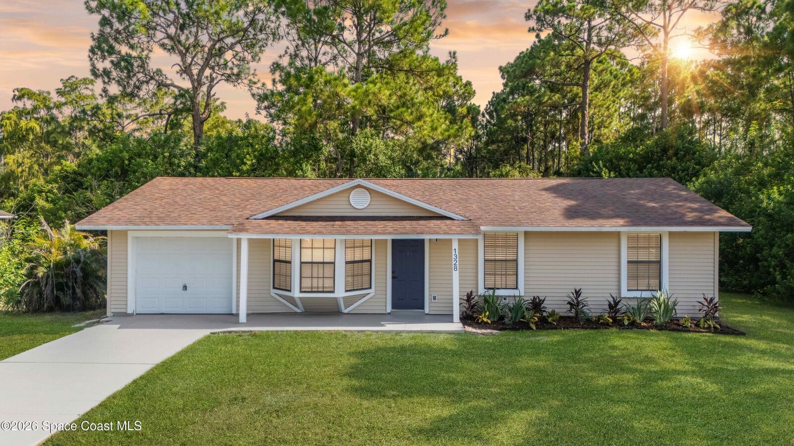 Property Photo: 1328 Union Street SE FL 32909