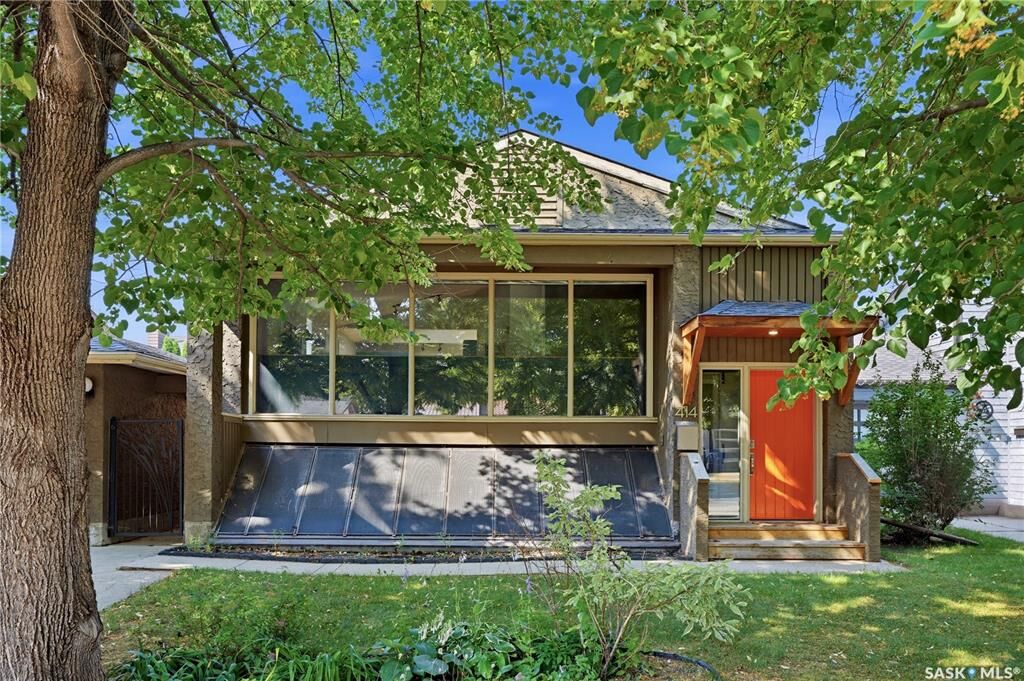 Property Photo: 414 Christopher Road SK S7J 3S2