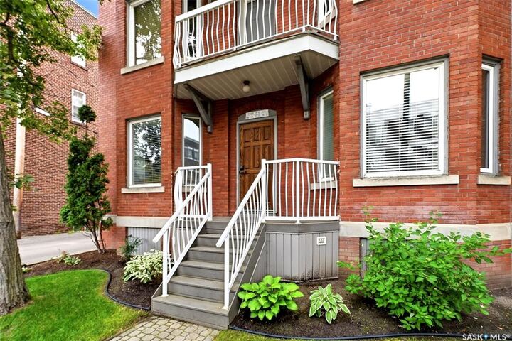 Property Photo: 2925 14th Avenue 305 SK S4T 1R5