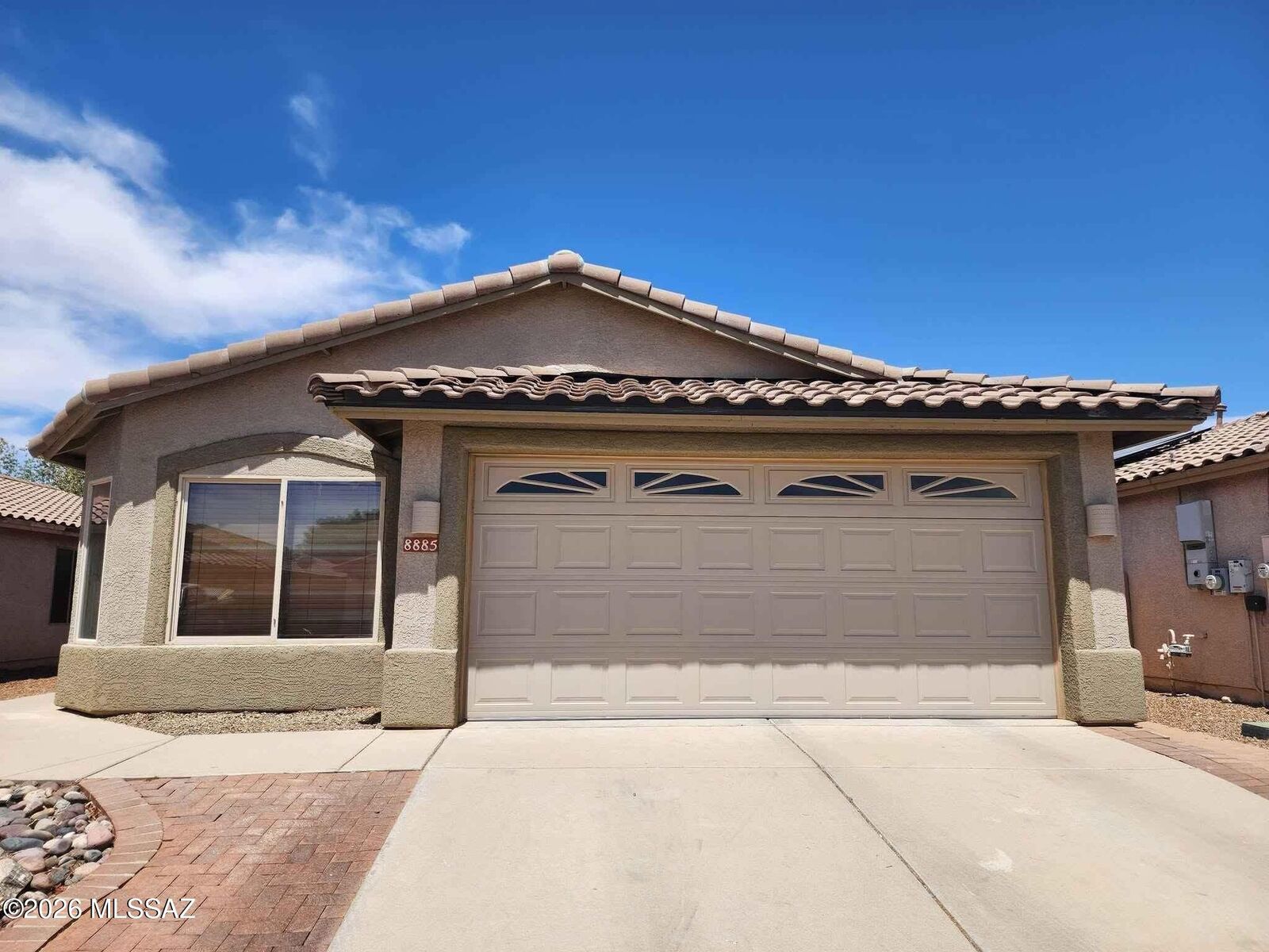 Property Photo: 8885 N Majestic Mountain Drive AZ 85742