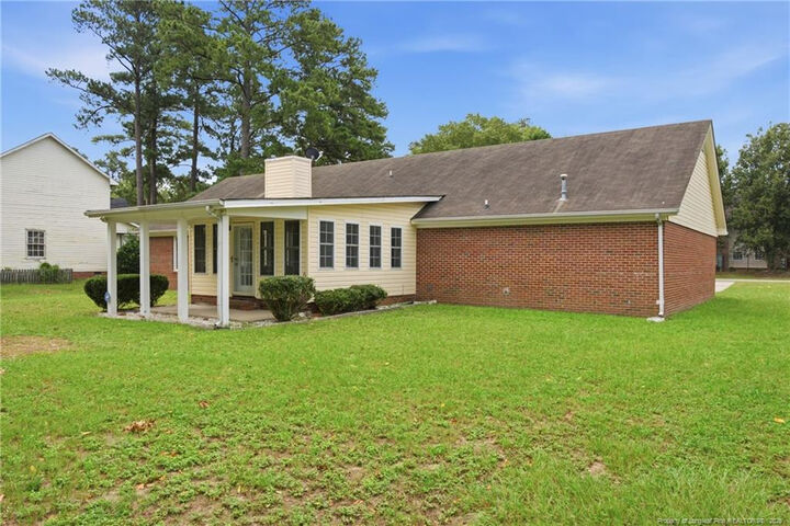 Property Photo:  5712 Bibar Road  NC 28304 