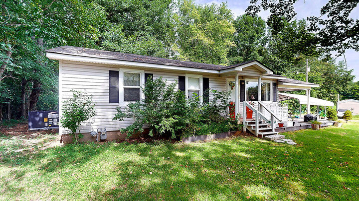 Property Photo:  2405 Old Paris Murray Rd.  TN 38242 