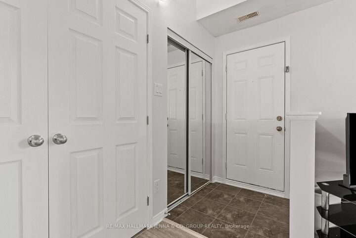 Property Photo:  102 Artesa Private G  ON K2S 0J8 