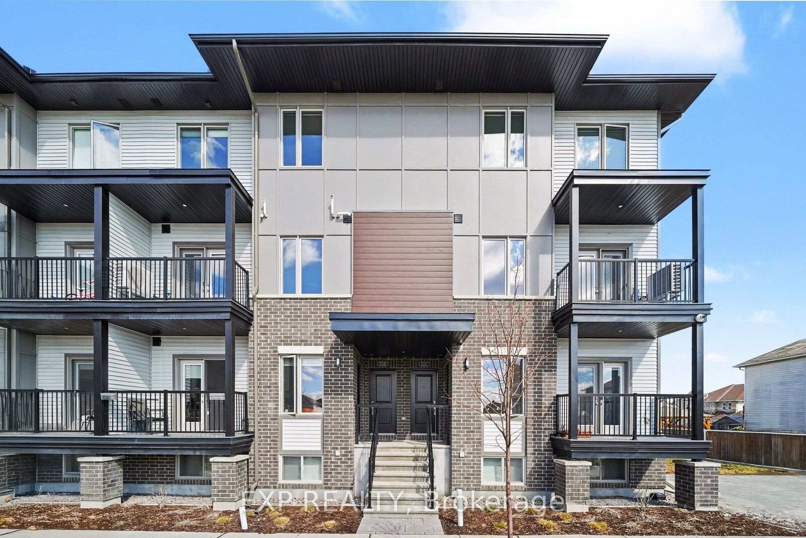 Property Photo:  199 Monaco Place B  ON K4A 5N7 