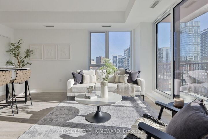 Property Photo:  10 Oak Street 1703  ON M5A 0Z1 