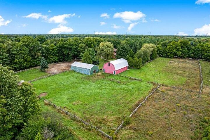 Property Photo: 485 Kitley Line 1 Road ON K7A 4S5