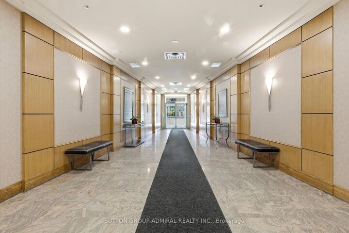 Property Photo: 5500 Yonge Street 1403 ON M2N 7L1