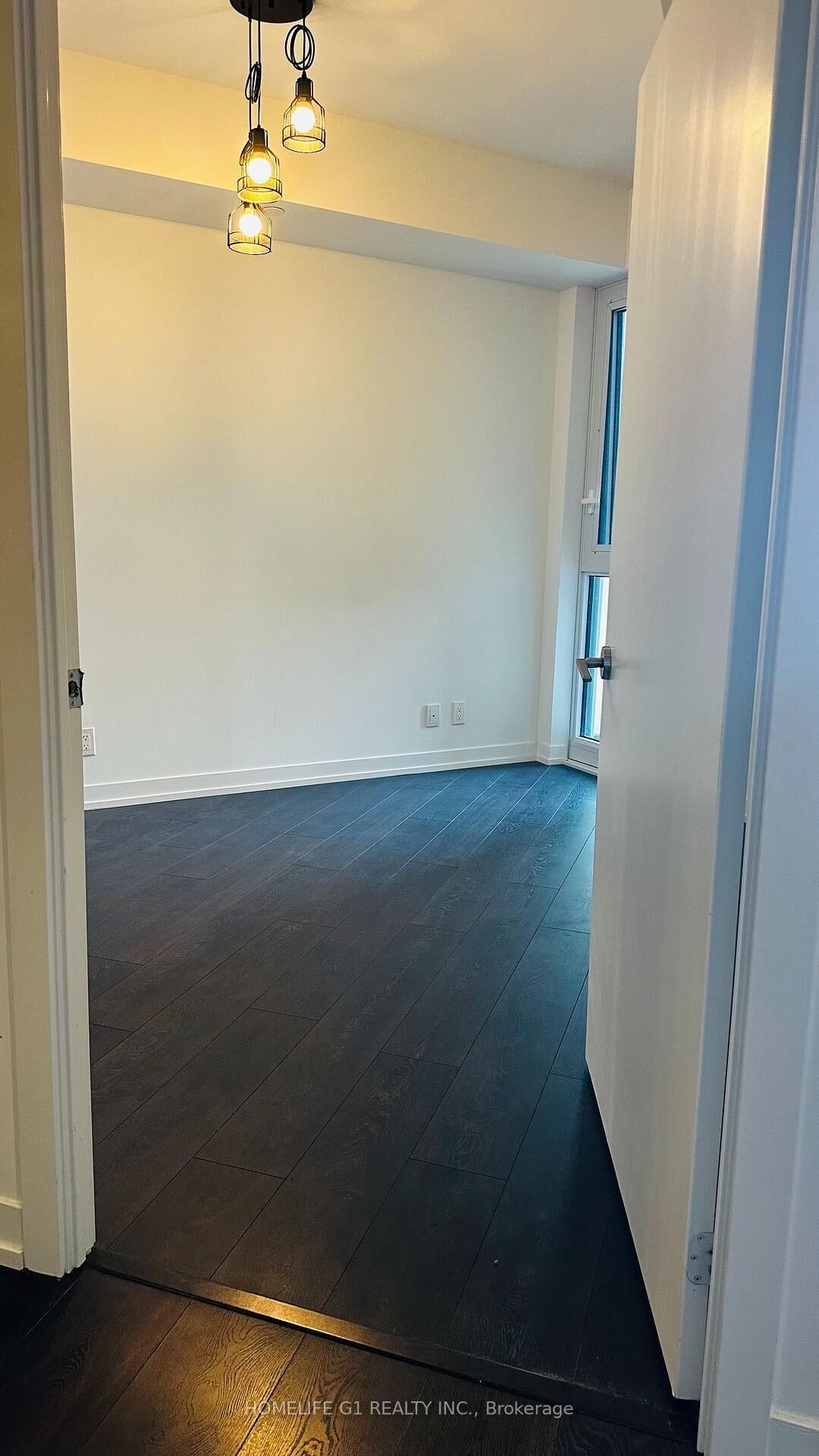 Property Photo: 2020 Bathurst Street 1101 ON M5P 0A6