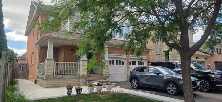 45 Mapleton Mills Drive S — photo 1