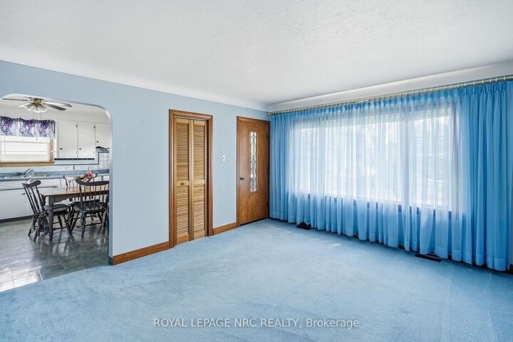 Property Photo: 67 Wallace Avenue ON L3K 3X5
