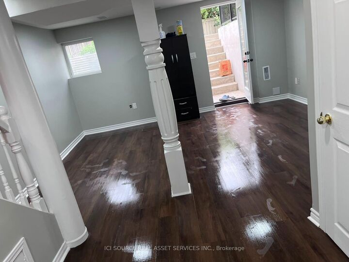 Property Photo:  3141 Turbine Crescent Basement  ON L5M 6W1 