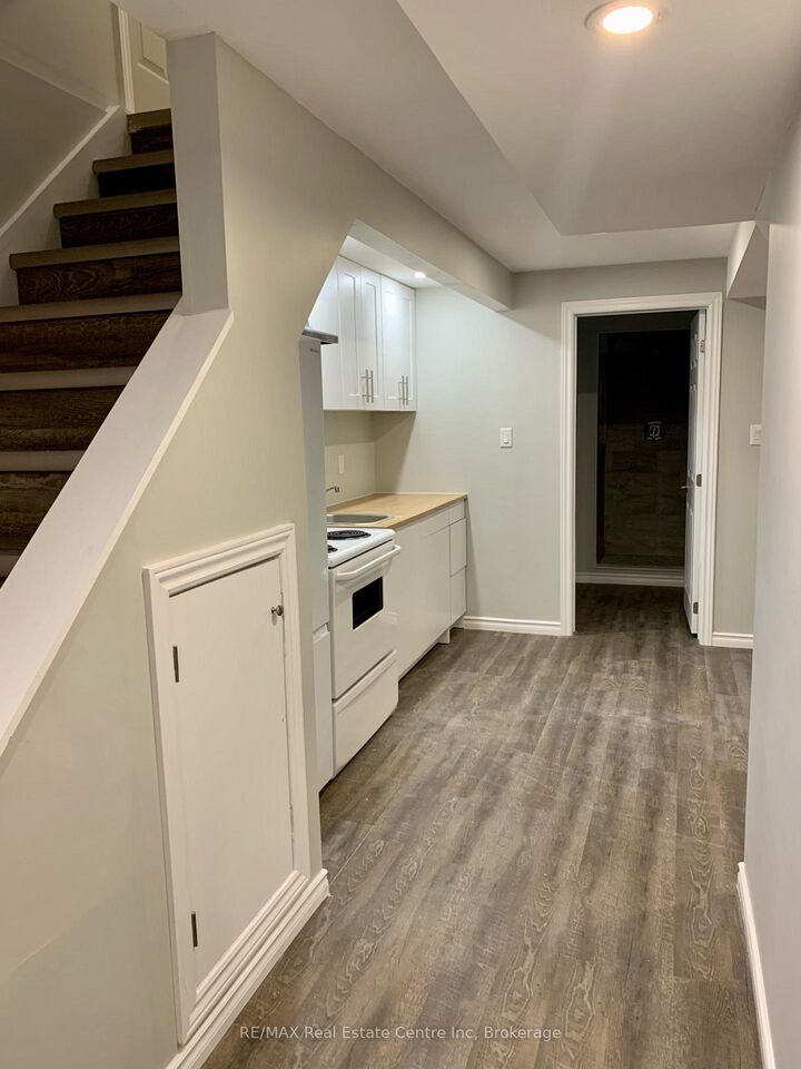 Photo de la propriété:  85 Watt Street  ON N1E 6W6 