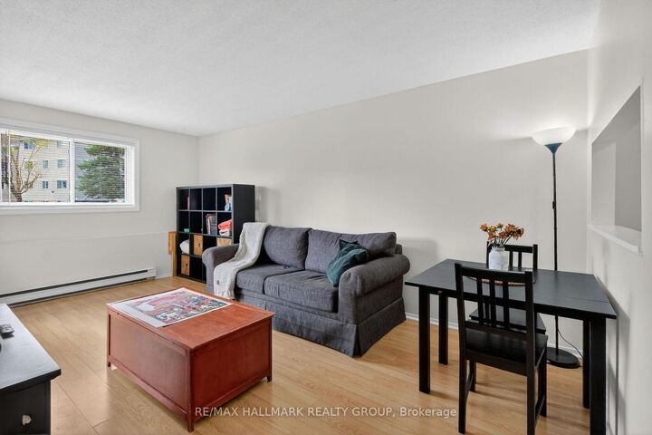 Property Photo: 280 Brittany Drive 102 ON K1K 4M4