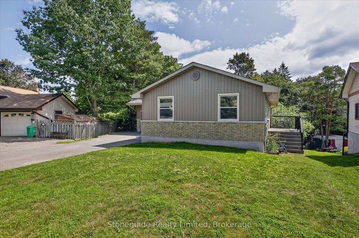 Property Photo: 1261 Pulpit Road ON K9K 1H4