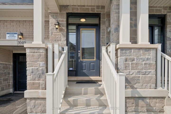 Property Photo: 3040 Robert Lamb Boulevard ON L6H 7H5