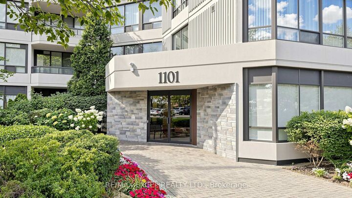 Property Photo: 1101 Steeles Avenue W Ph103 ON M2R 3W5