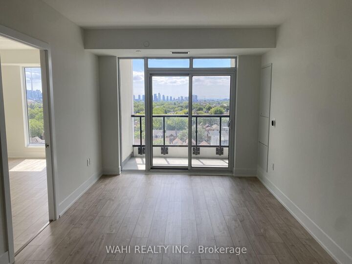 Property Photo:  858 Dupont Street W 838  ON M6G 0C1 