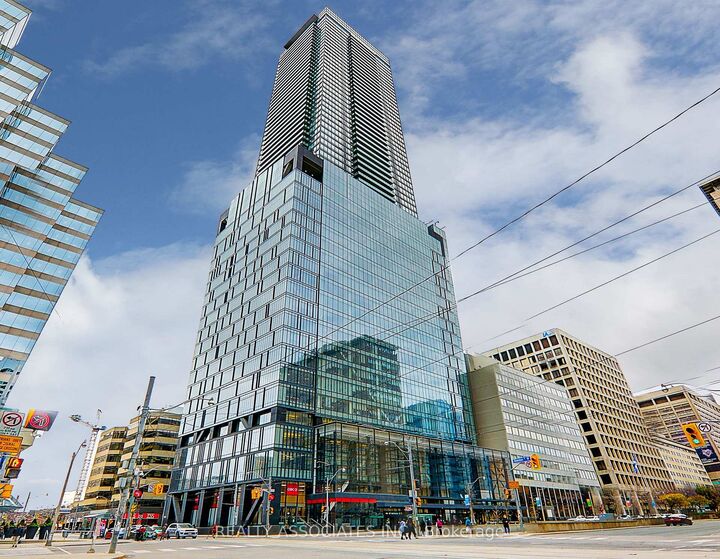 Property Photo: 488 University Avenue 4310 ON M5G 0C1