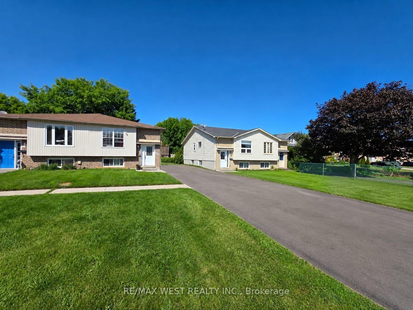 Property Photo: 1191 Simcoe Street S Lower ON L1H 4M1