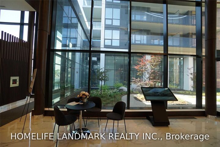 Property Photo: 95 McMahon Drive 1605 ON M2K 0E4