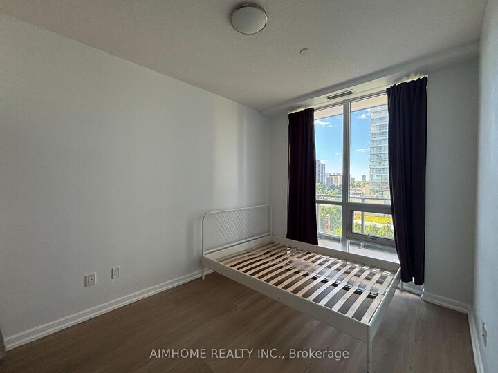 Property Photo:  52 Forest Manor Road 603  ON M2J 0E2 